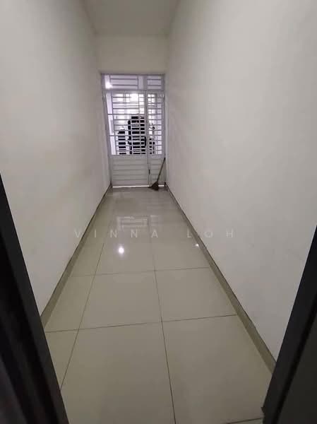 Servis Apartment untuk Disewa di D'carlton (Residensi Seri Mega) - Vinna Loh - Corridor - PropertyGuru.com.my