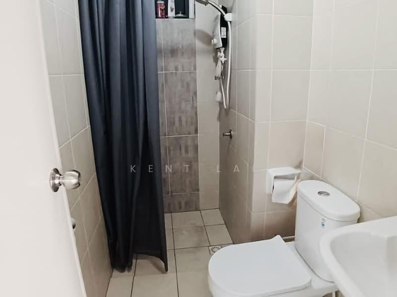 Kondominium untuk Dijual di Imperial Grande - Kent Lai - Bathroom - PropertyGuru.com.my