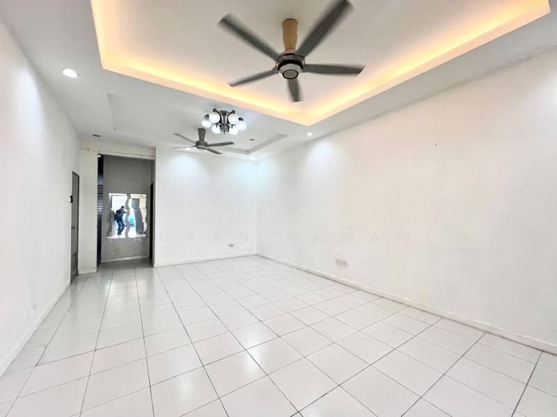 Rumah Teres 2 Tingkat untuk Dijual di Seksyen 33 (Shah Alam) - Fauran Nawawi - PropertyGuru.com.my