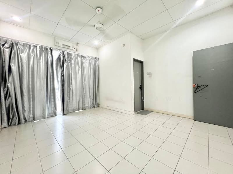 Rumah Teres 2 Tingkat untuk Dijual di Seksyen 33 (Shah Alam) - Fauran Nawawi - PropertyGuru.com.my