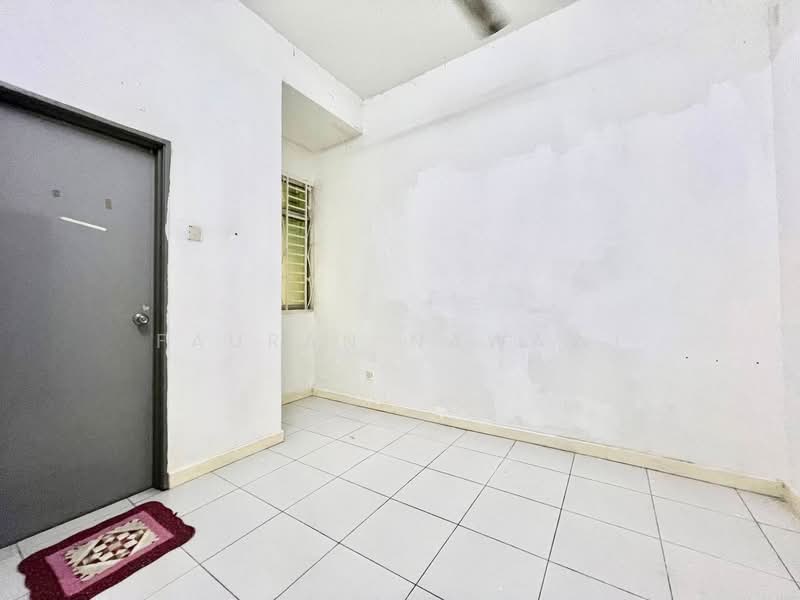 Rumah Teres 2 Tingkat untuk Dijual di Seksyen 33 (Shah Alam) - Fauran Nawawi - PropertyGuru.com.my
