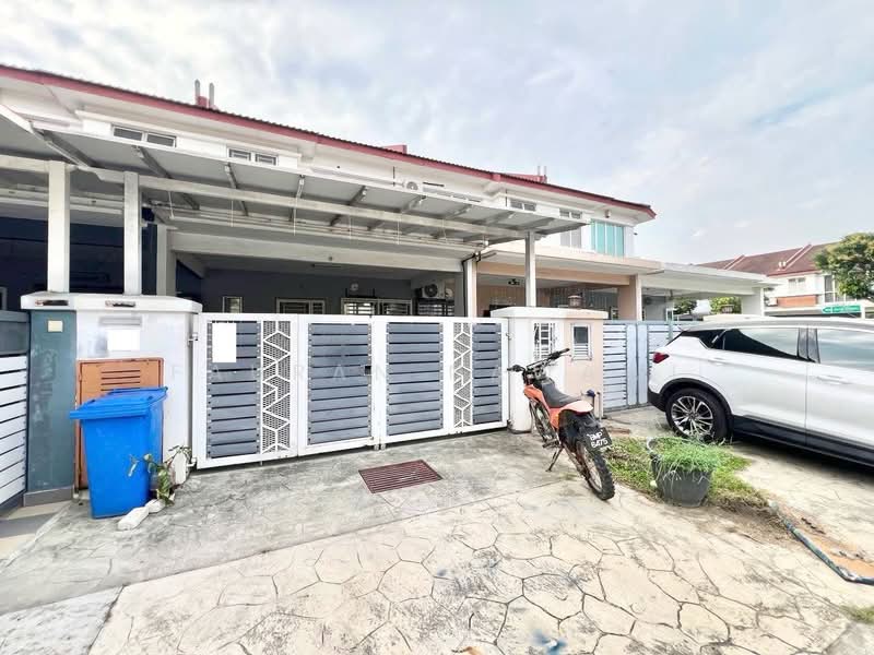 Rumah Teres 2 Tingkat untuk Dijual di Seksyen 33 (Shah Alam) - Fauran Nawawi - PropertyGuru.com.my