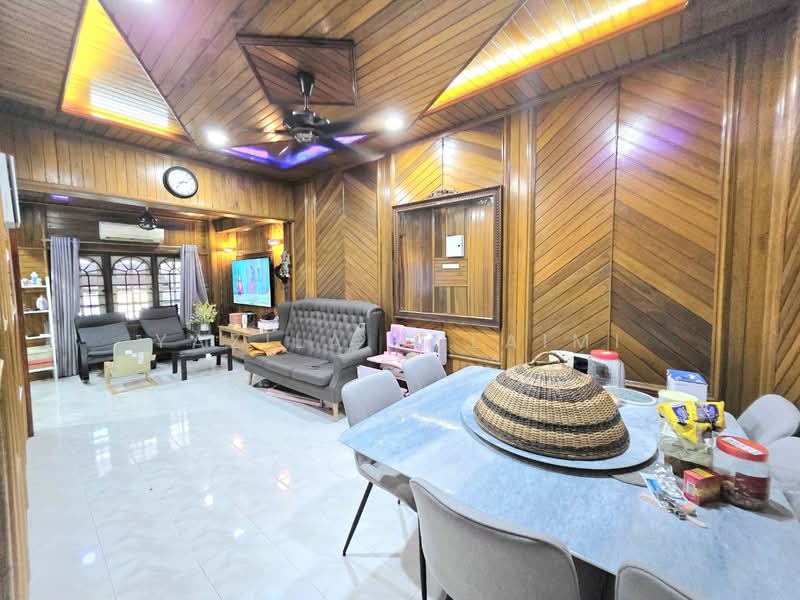 Terraced House for Sale in Taman Johan Setia (Klang) - Yazila Sulaimi - Living Room - PropertyGuru.com.my