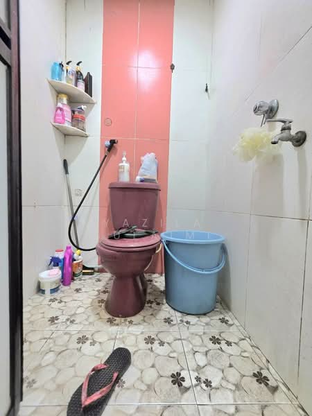 Terraced House for Sale in Taman Johan Setia (Klang) - Yazila Sulaimi - Bathroom - PropertyGuru.com.my