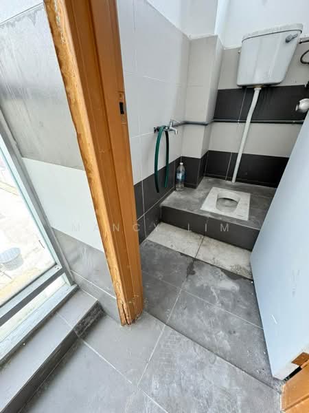Kilang untuk Dijual di Kawasan Perindustrian SILC (Iskandar Puteri (Nusajaya)) - Mancy Lim - Bathroom - PropertyGuru.com.my