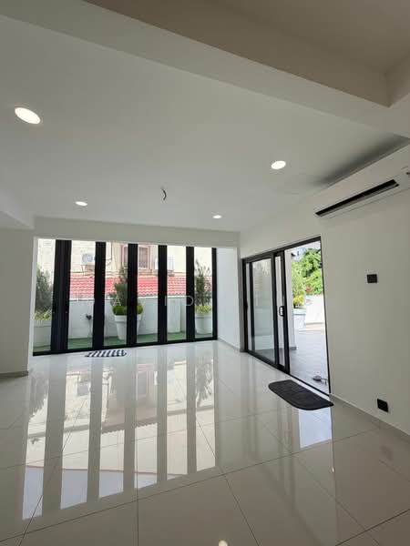 2-storey Terraced House for Sale in Taman Desa (Kuala Lumpur) - David Ting - Living Room - PropertyGuru.com.my