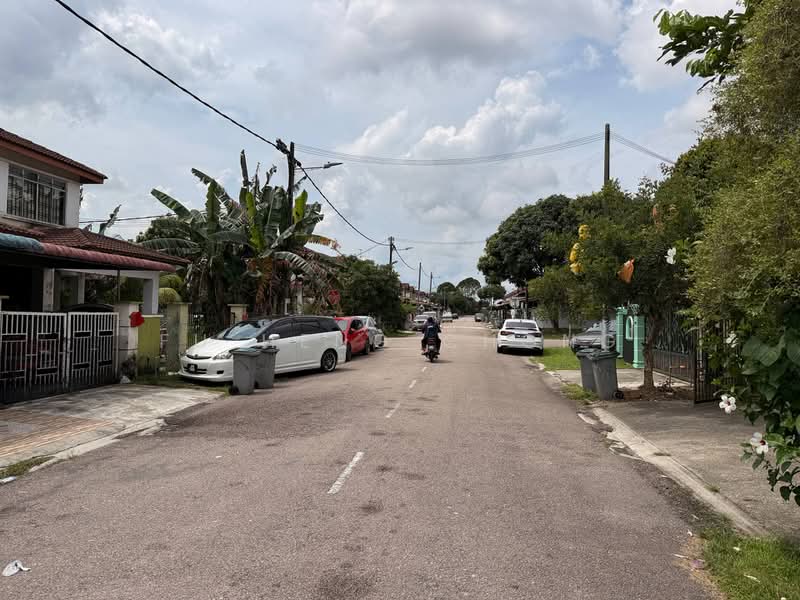 2-storey Terraced House for Sale in Taman Scientex Pasir Gudang (Pasir Gudang) - Fu Heng Chong - Exterior - PropertyGuru.com.my