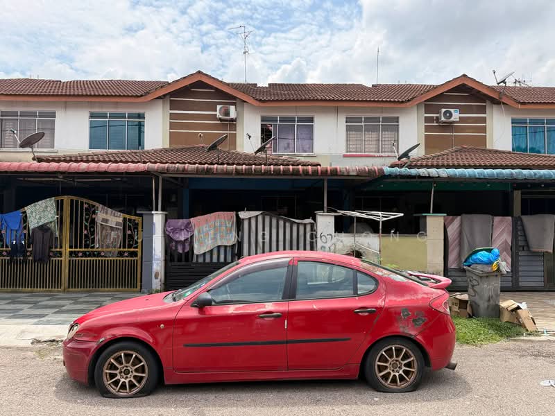 2-storey Terraced House for Sale in Taman Scientex Pasir Gudang (Pasir Gudang) - Fu Heng Chong - Exterior - PropertyGuru.com.my