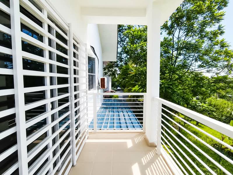 Rumah Teres 2 Tingkat untuk Dijual di Bandar Enstek (Negeri Sembilan) - N. Melisa - Balcony - PropertyGuru.com.my