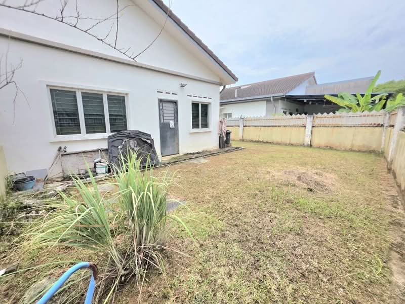 Semi-Detached House for Sale in Telok Panglima Garang (Selangor) - Yazila Sulaimi - Exterior - PropertyGuru.com.my