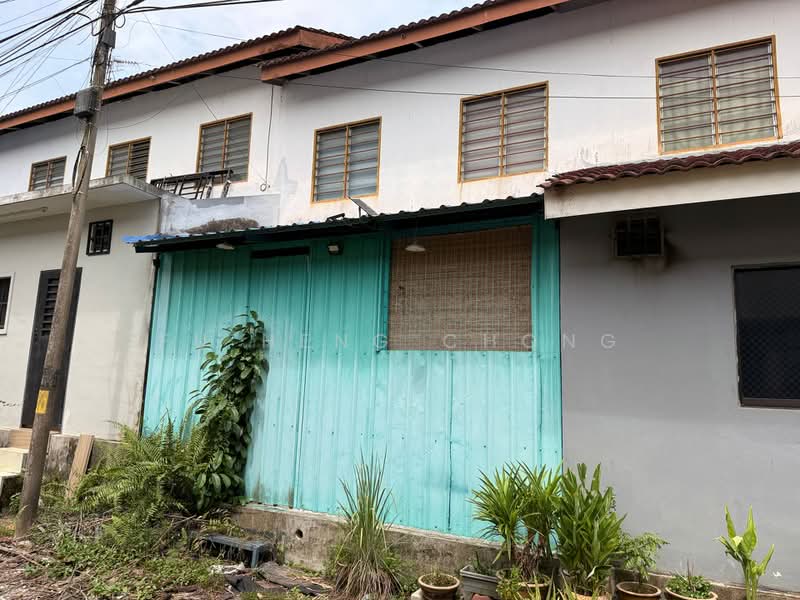 2-storey Terraced House for Sale in Taman Scientex Pasir Gudang (Pasir Gudang) - Fu Heng Chong - Exterior - PropertyGuru.com.my