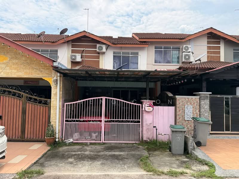 2-storey Terraced House for Sale in Taman Scientex Pasir Gudang (Pasir Gudang) - Fu Heng Chong - Exterior - PropertyGuru.com.my