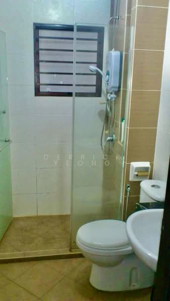 Apartment for Sale at Desa Idaman Residences - Derrick Yeong - Bathroom - PropertyGuru.com.my