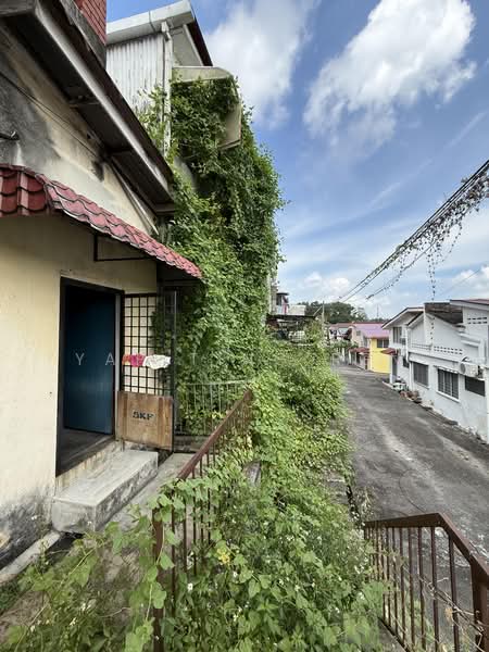 Bungalow for Sale in Labu (Negeri Sembilan) - Yap Ting Ren - PropertyGuru.com.my