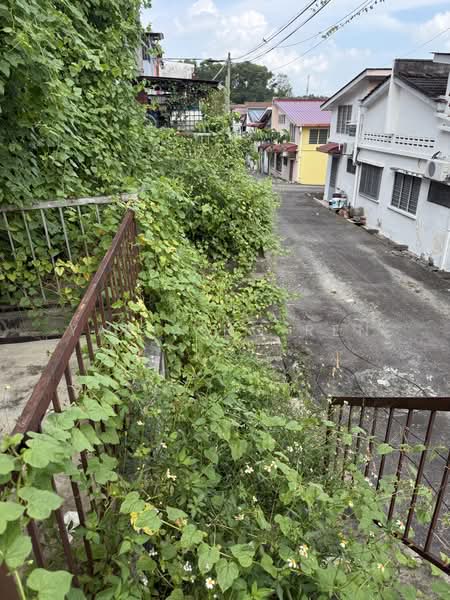 Bungalow for Sale in Labu (Negeri Sembilan) - Yap Ting Ren - PropertyGuru.com.my