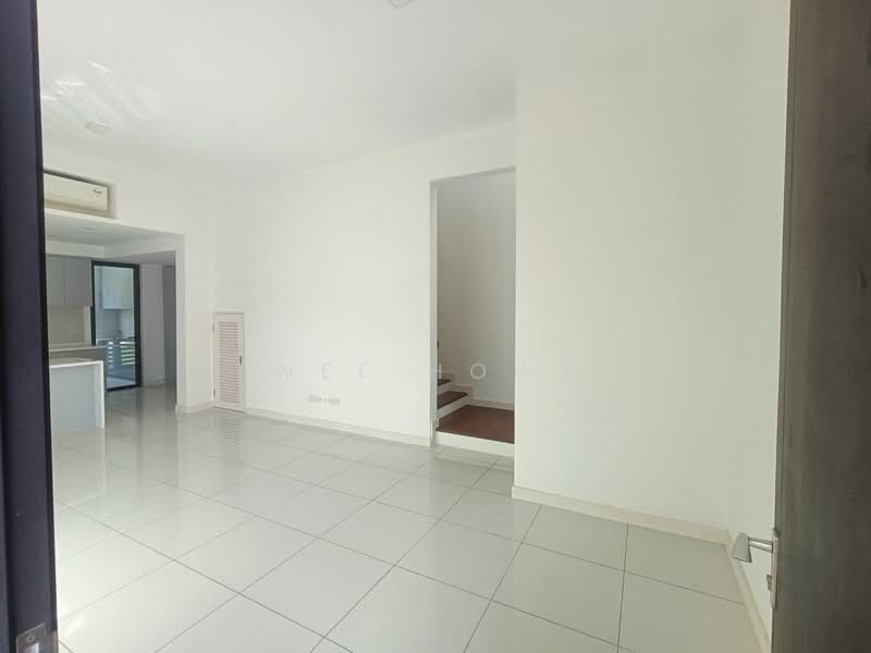 Rumah Teres untuk Dijual di Medini (Iskandar Puteri (Nusajaya)) - Wee Howe - Living Room - PropertyGuru.com.my