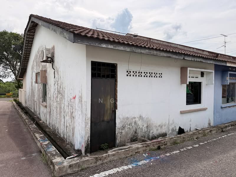 1-storey Terraced House for Sale in Taman Kota Masai (Pasir Gudang) - Fu Heng Chong - Exterior - PropertyGuru.com.my