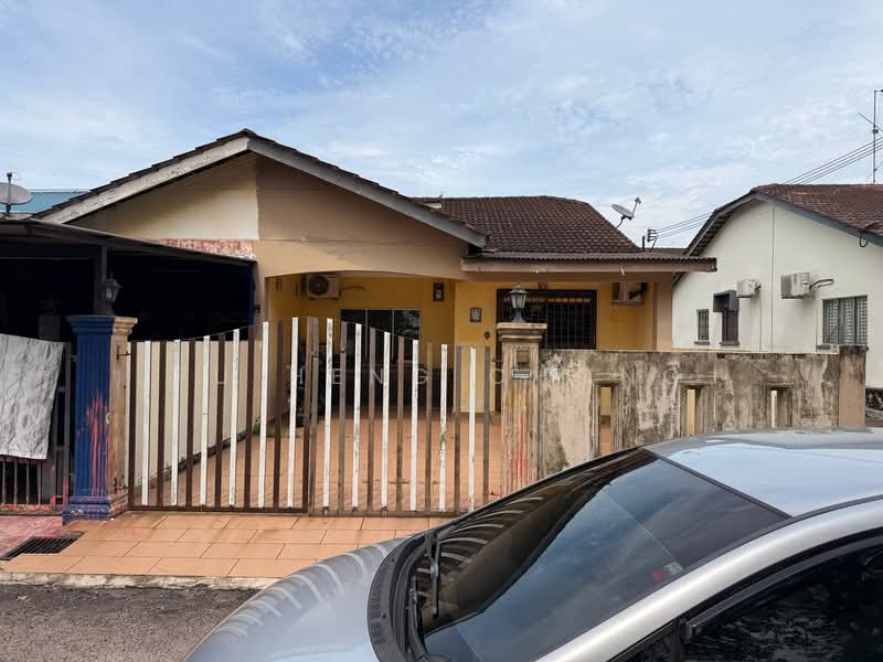1-storey Terraced House for Sale in Taman Kota Masai (Pasir Gudang) - Fu Heng Chong - Exterior - PropertyGuru.com.my