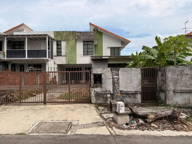 Semi-Detached House for Sale in Taman Bukit Dahlia (Pasir Gudang) - Fu Heng Chong - Exterior - PropertyGuru.com.my