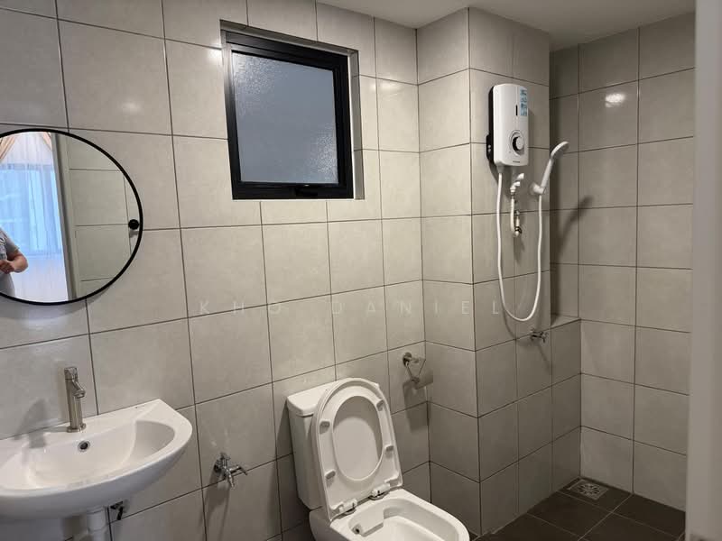 Service Residence for Rent at Trefoil @ Setia City - Kho Daniel - Bathroom - PropertyGuru.com.my