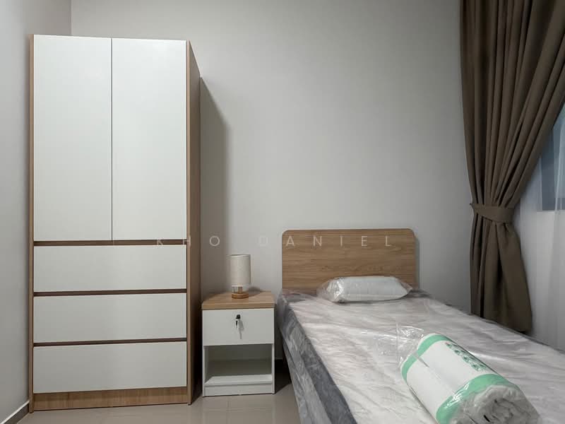 Service Residence for Rent at Trefoil @ Setia City - Kho Daniel - Bedroom - PropertyGuru.com.my