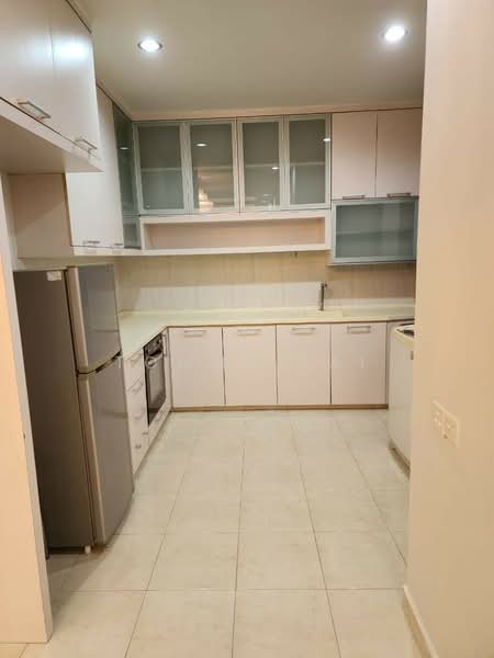 Rumah Teres 2 Tingkat untuk Dijual di Setia Tropika (Johor Bahru) - Tommy Tai - Kitchen - PropertyGuru.com.my