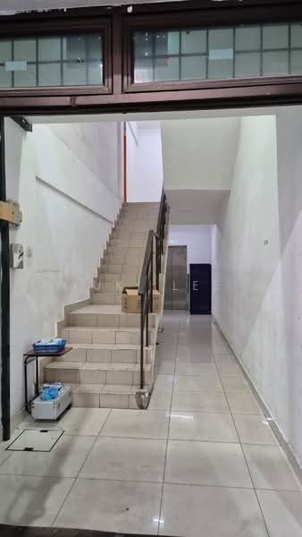 Semi-D Factory for Sale in Batu Caves (Selangor) - Yuki Lee - Entrance - PropertyGuru.com.my