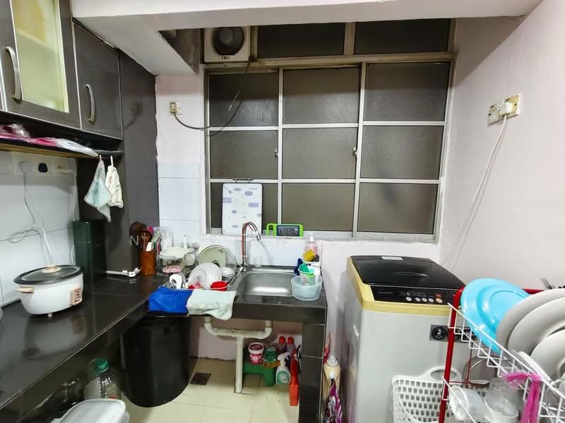 Pangsapuri untuk Dijual di Damai Apartment - Nazri Hassan - PropertyGuru.com.my
