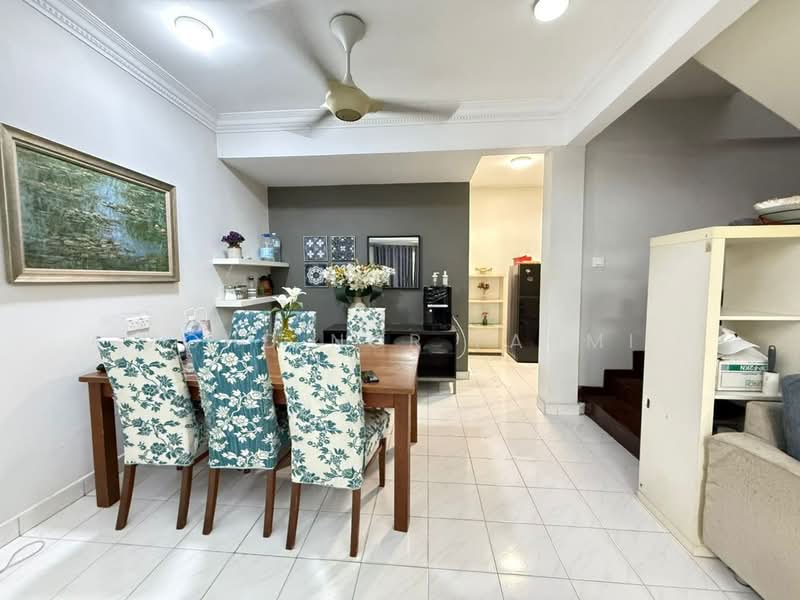 2-storey Terraced House for Sale in Seksyen 8 (Kota Damansara) - Mohd Nor Fahmi - Dining Room - PropertyGuru.com.my