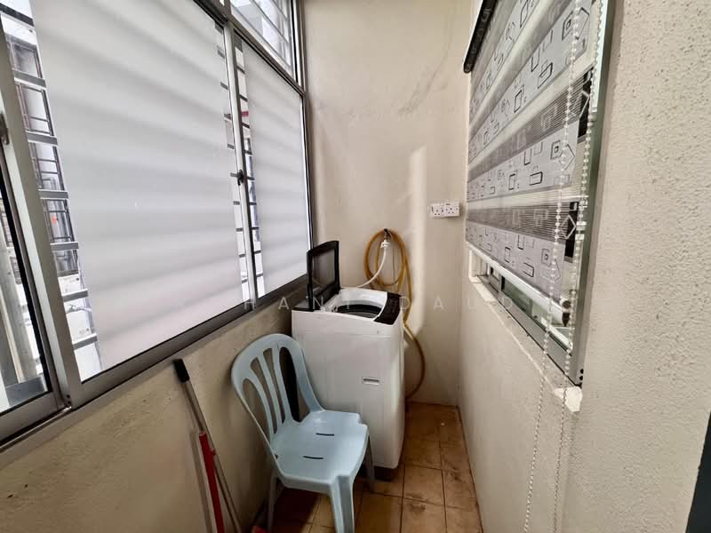Pangsapuri untuk Disewa di Green Villa - Rohani Daud - Balcony - PropertyGuru.com.my