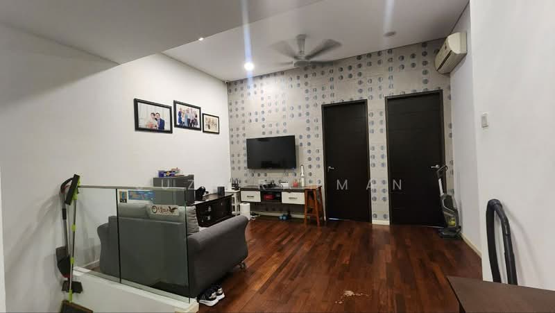 Rumah Teres 2 Tingkat untuk Dijual di Taman Puchong Prima (Puchong) - Suzy Rahman - Living Room - PropertyGuru.com.my