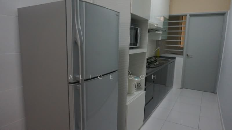Service Residence for Sale at The Sky Executive Suites - Alice Goh - Kitchen - PropertyGuru.com.my