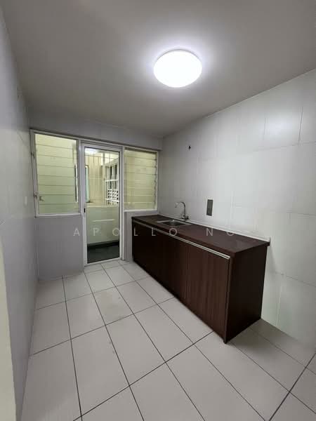 Kondominium untuk Disewa di Sutera Maya - Apollo Ng - Kitchen - PropertyGuru.com.my
