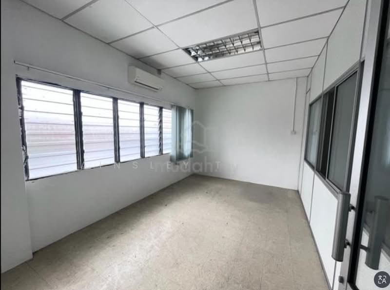 Semi-D Factory for Sale in Kawasan Perindustrian Jelapang (Ipoh) - Ainsley Thong - PropertyGuru.com.my