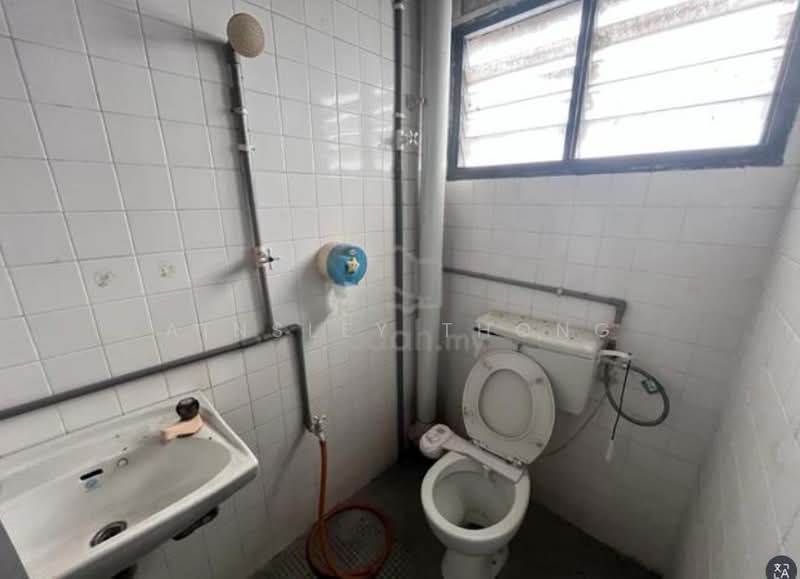 Semi-D Factory for Sale in Kawasan Perindustrian Jelapang (Ipoh) - Ainsley Thong - PropertyGuru.com.my