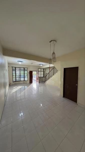 2-storey Terraced House for Sale in Taman Nusa Bestari (Iskandar Puteri (Nusajaya)) - RUHIDAFI HAMIDON - Living Room - PropertyGuru.com.my
