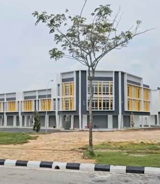 Shop for Rent in Bandar Tasik Puteri (Rawang) - Eugene Yap - Exterior - PropertyGuru.com.my