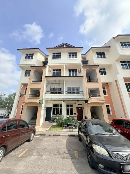 Kondominium untuk Dijual di Summer Park Townhouse @ Seri Alam - Melinda Ee - Exterior - PropertyGuru.com.my