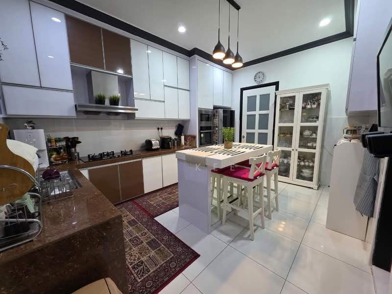 Semi-Detached House for Sale in Taman Cahaya Alam (Shah Alam) - SK Kee - Kitchen - PropertyGuru.com.my