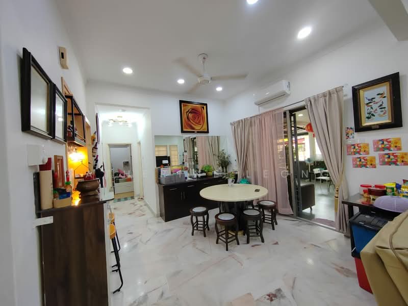 Rumah Banglo untuk Dijual di Rawang (Selangor) - Katherine Leong - Living Room - PropertyGuru.com.my