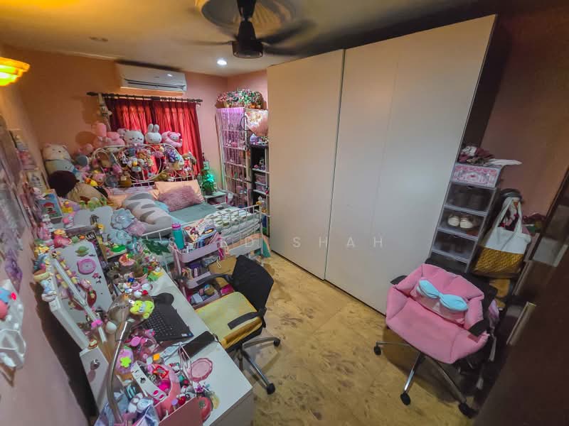 Rumah Teres 2 Tingkat untuk Dijual di Usj 11 (Subang Jaya) - Syed Shah - Bedroom - PropertyGuru.com.my