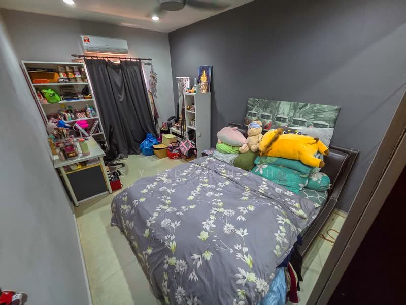 Rumah Teres 2 Tingkat untuk Dijual di Usj 11 (Subang Jaya) - Syed Shah - Bedroom - PropertyGuru.com.my