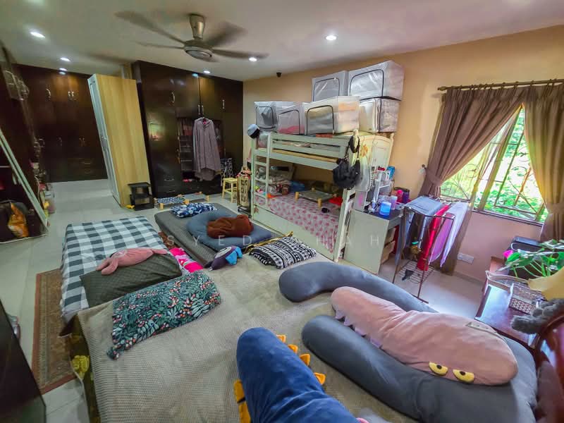 Rumah Teres 2 Tingkat untuk Dijual di Usj 11 (Subang Jaya) - Syed Shah - Bedroom - PropertyGuru.com.my