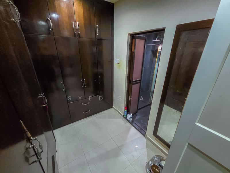Rumah Teres 2 Tingkat untuk Dijual di Usj 11 (Subang Jaya) - Syed Shah - Bathroom - PropertyGuru.com.my