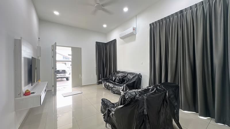 Rumah Berkembar untuk Disewa di Jasin (Melaka) - Mii Ong - Living Room - PropertyGuru.com.my
