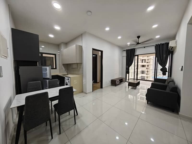 Condominium for Rent at Royal Strand @ Country Garden Danga Bay - Jessy Koh - Kitchen - PropertyGuru.com.my
