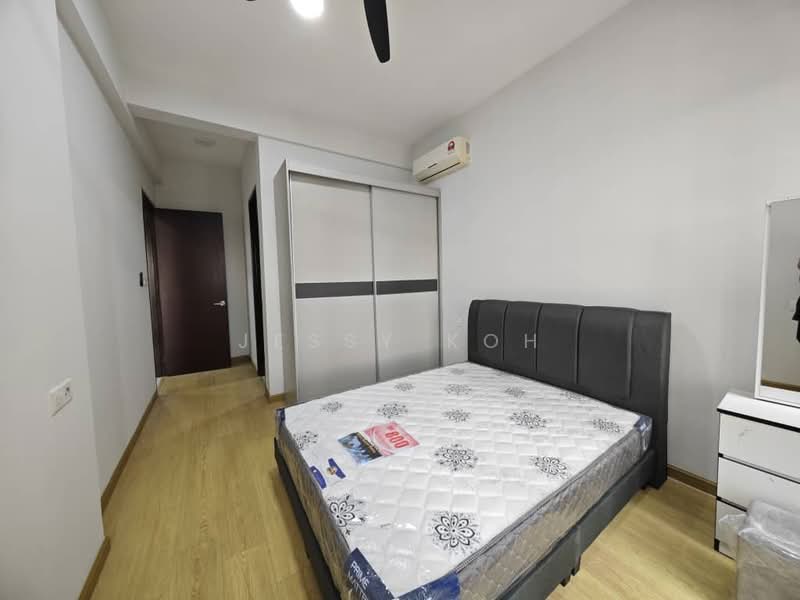 Condominium for Rent at Royal Strand @ Country Garden Danga Bay - Jessy Koh - Bedroom - PropertyGuru.com.my