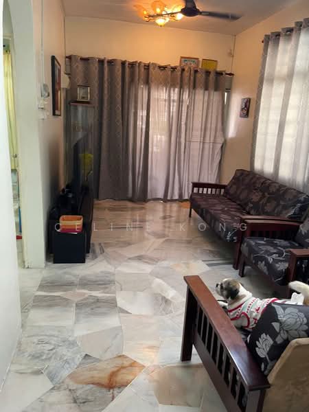 Rumah Bandar untuk Dijual di Taman Bukit Teratai (Ampang) - Celine Kong - Living Room - PropertyGuru.com.my