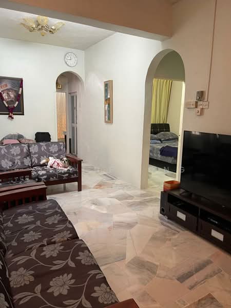 Rumah Bandar untuk Dijual di Taman Bukit Teratai (Ampang) - Celine Kong - Living Room - PropertyGuru.com.my