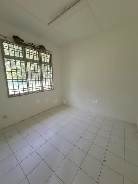 Rumah Berkembar untuk Dijual di Sepang (Selangor) - Remy Lim - PropertyGuru.com.my